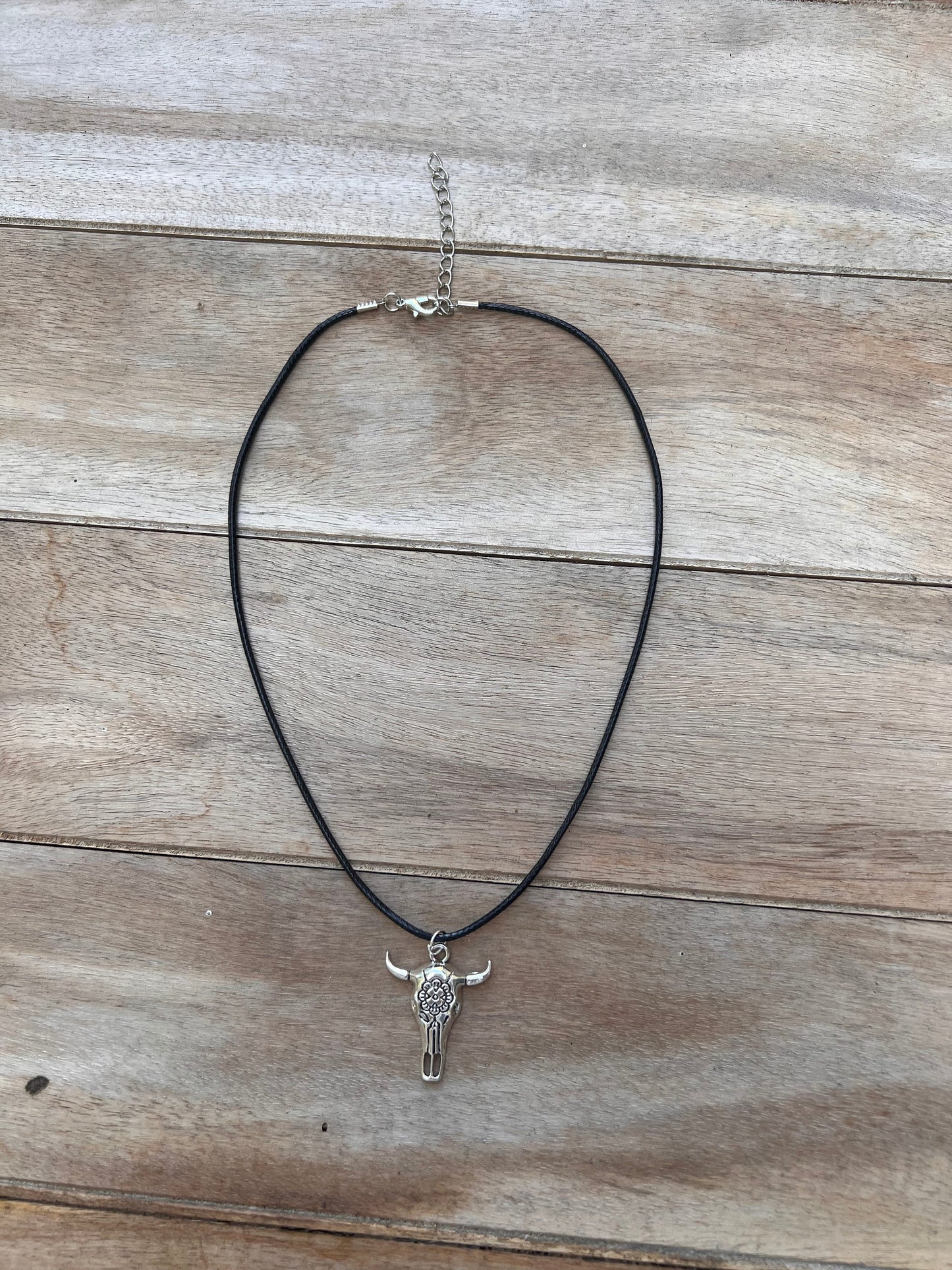 Charm Stacker Choker - Skull